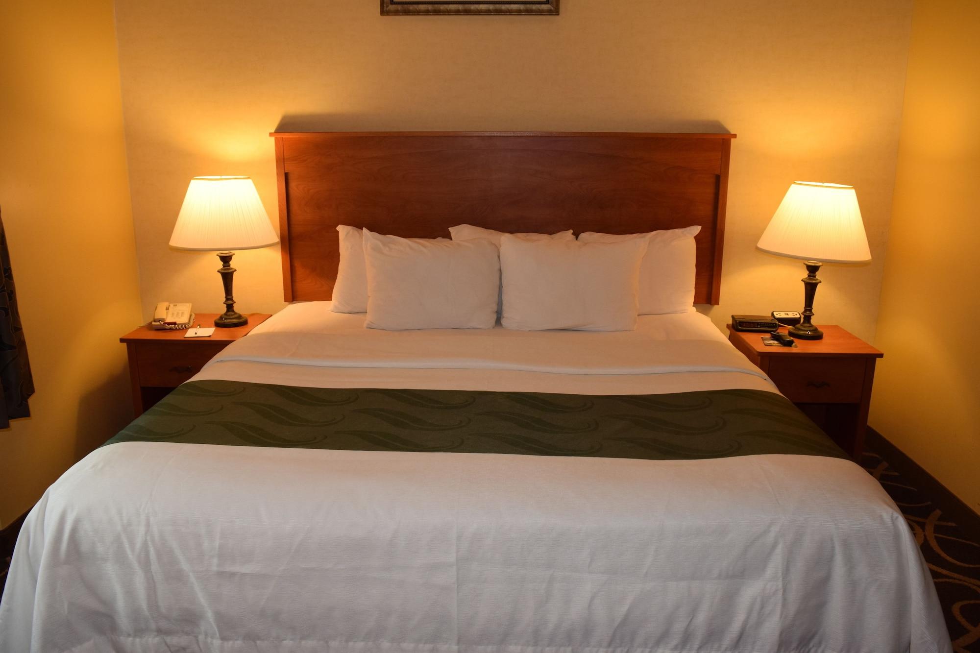 Quality Hotel & Suites At The Falls Ниагарски водопад Екстериор снимка