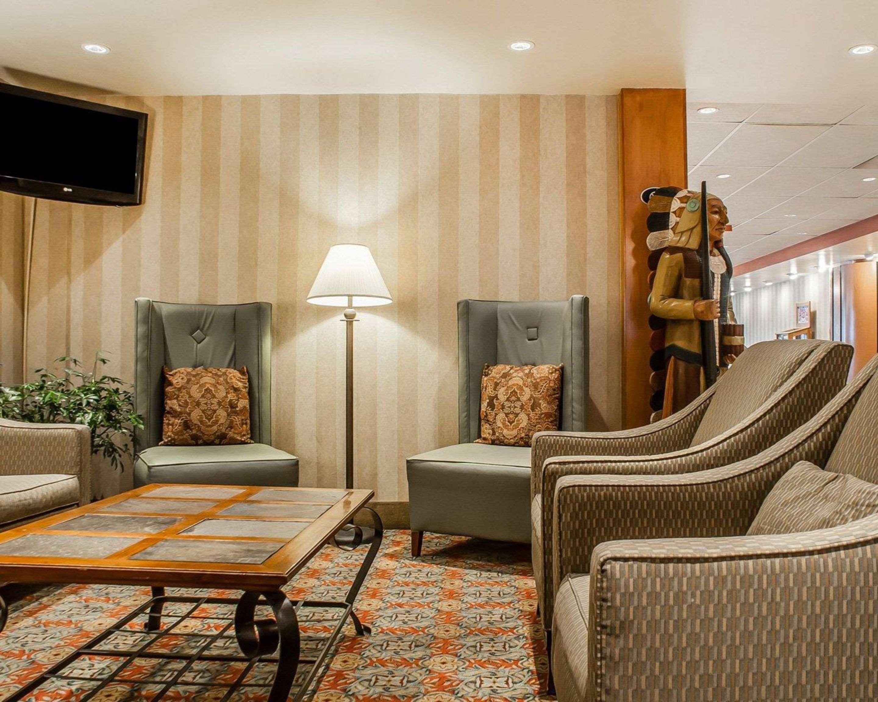 Quality Hotel & Suites At The Falls Ниагарски водопад Екстериор снимка